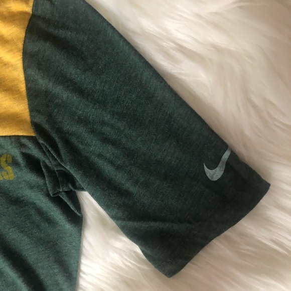 Aaron Rodgers Nike V-neck Tee - Picture 4 of 6